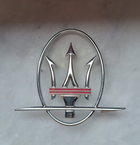 Maserati tridente logo sigla - maserati,